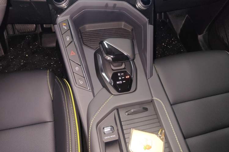 Used Lynk & Co 06 2023 Remix 1.5T Dynamic Halo