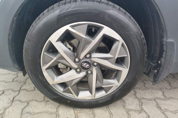 Used Hyundai Tucson 2019 280TGDi Dual-Clutch Two-Wheel Drive Fashion Edition China VI Standard Left Front Wheel Hub
