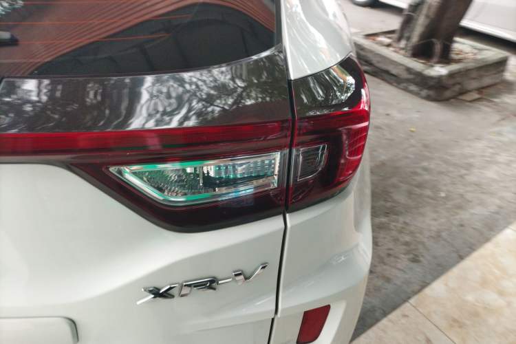 Used Honda XR-V 2017 1.5L LXi CVT Classic Edition Exterior 3