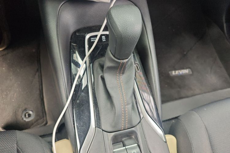 Used Toyota Levin 2024 Smart Electric Hybrid Dual-Engine 1.8L Leading Edition
