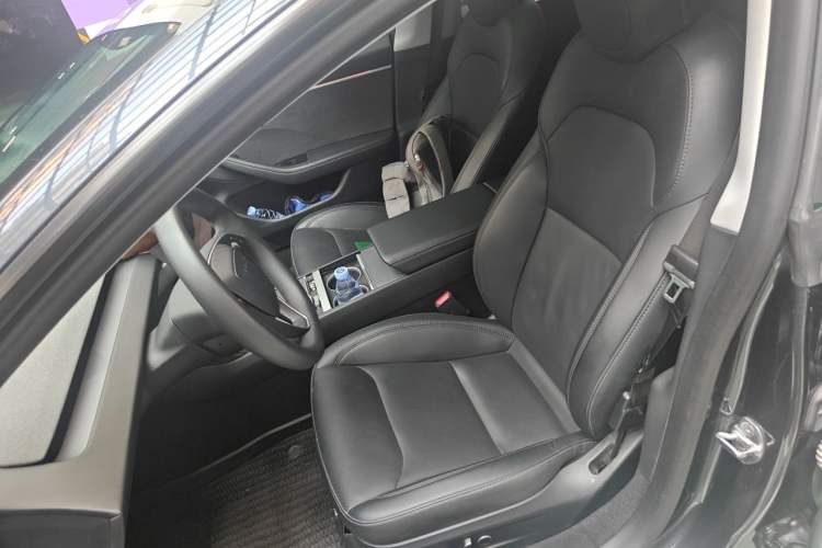 Used Tesla Model 3 2023 Long-Range All-Wheel-Drive Version