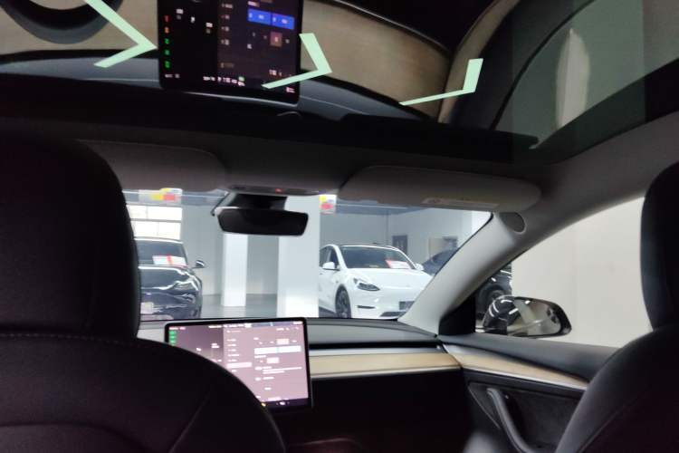 Used Tesla Model 3 2022 Performance High-Performance All-Wheel-Drive Version Headliner