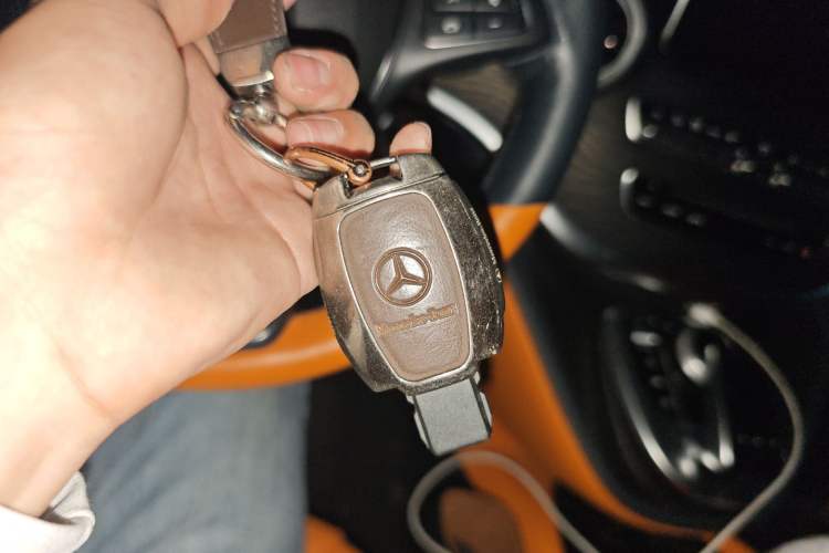 Used Mercedes-Benz V-Class 2018 V 260 Avantgarde Edition China V Vehicle Key