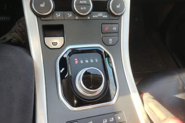 Used Land Rover Range Evoque 2014 2.0T 5-Door Luxury Edition