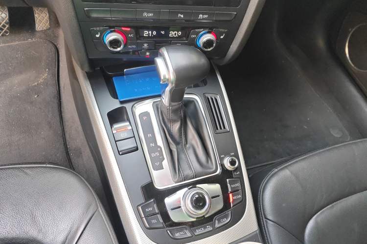 Used Audi A4 2014 40 TFSI allroad quattro plus version
