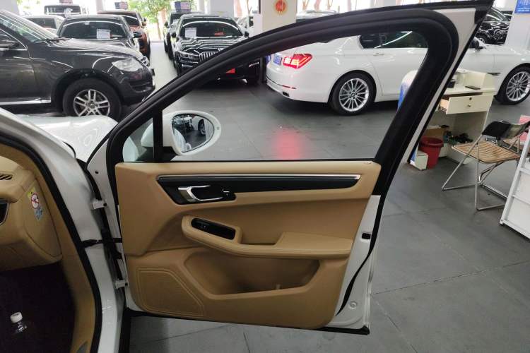 Used Porsche Macan 2017 Macan 2.0T