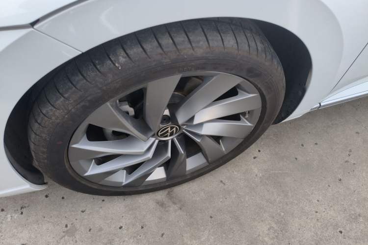 Used Volkswagen FAW-Volkswagen CC 2021 380TSI Striking Edition Exterior 4