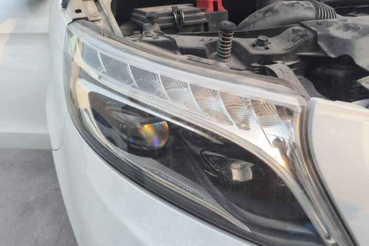 Used Mercedes-Benz V-Class 2016 V 260 Avantgarde Edition