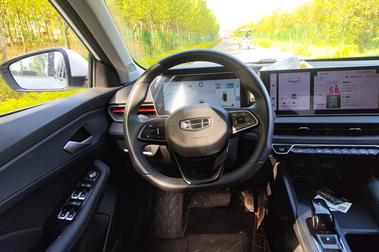 Used Geely Auto Binray 2022 Binrui COOL 1.5T DCT Electric Edition Steering Wheel