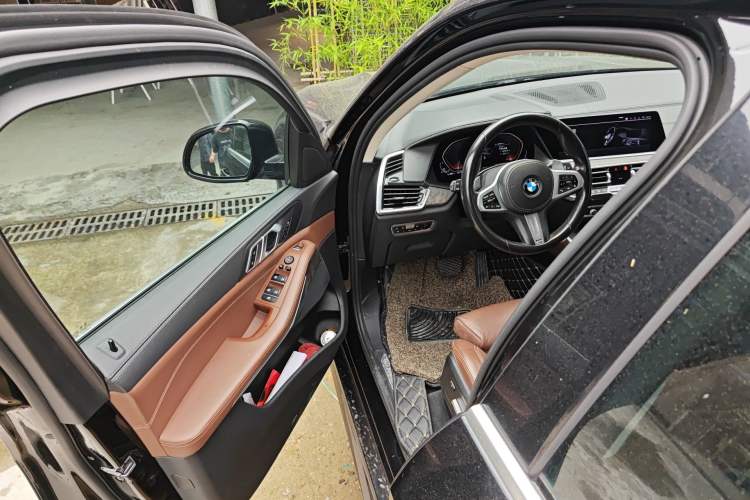 Used BMW X5  Driver Seat