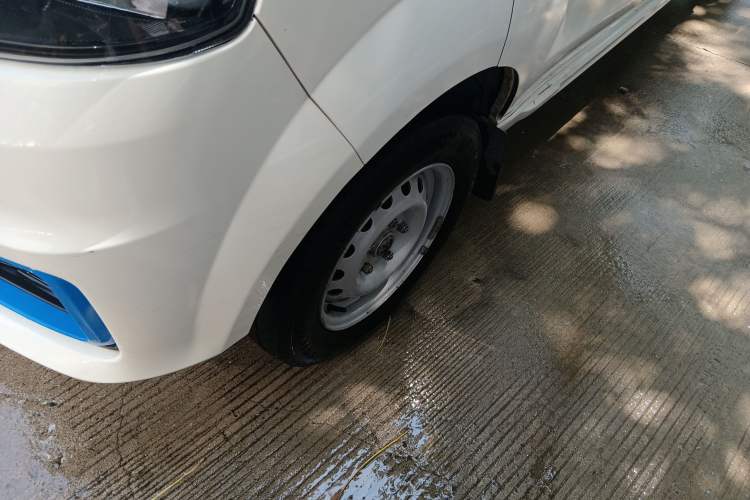 Used Jinbei New Hiace EV 2023 Comfort Model
