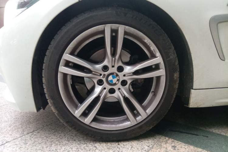 Used BMW 4 Series 2019 425i Gran Coupe M Sport Package Left Front Wheel Hub