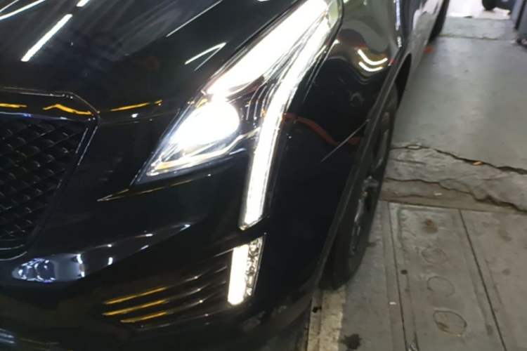 Used Cadillac XT5 2022 2.0T Two-Wheel Drive Luxury Version
