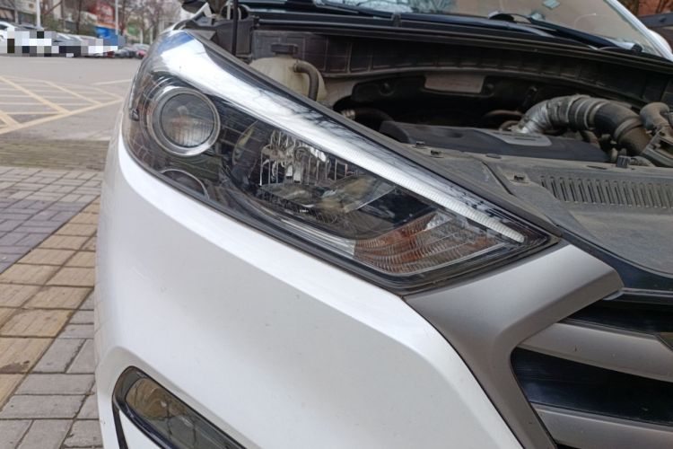 Used Hyundai Tucson 2018 1.6T Dual-Clutch Two-Wheel Drive 15th Anniversary Special Edition
