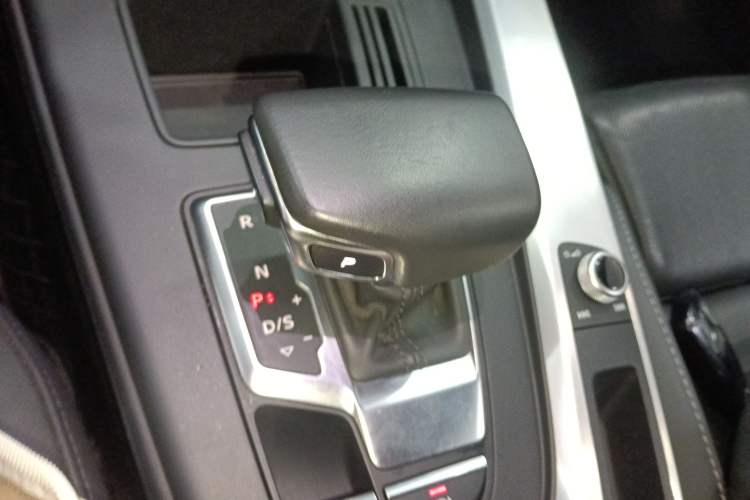 Used Audi A4L 2022 40 TFSI Fashion Dynamic Model