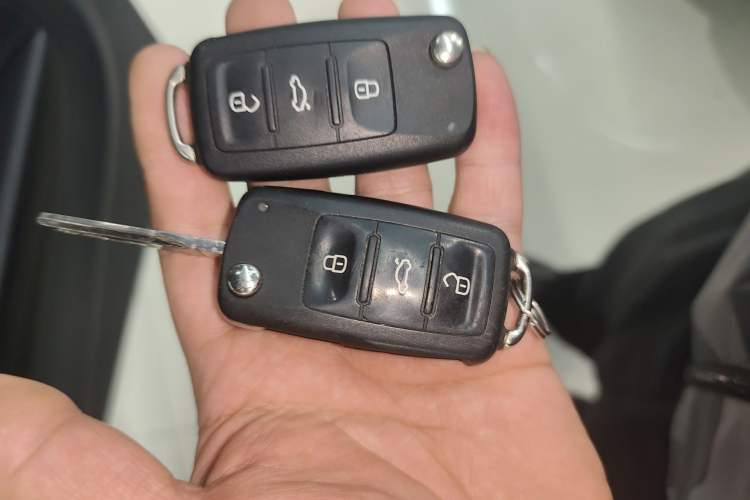 Used Volkswagen Beetle 2016 280TSI Dune Off-Road Edition Vehicle Key