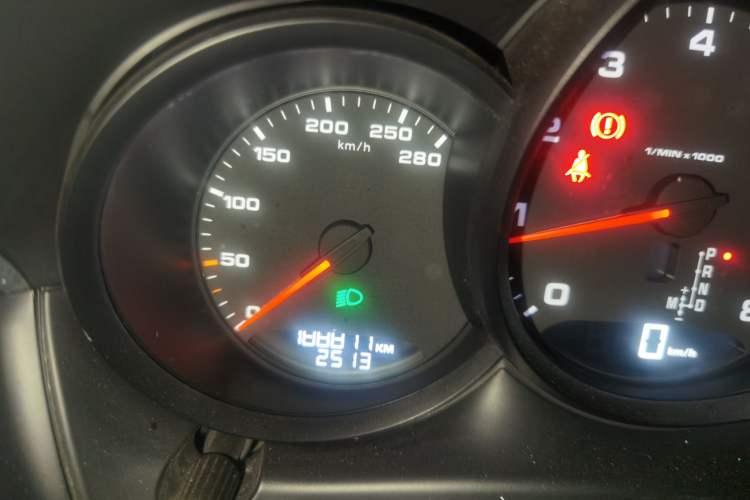 Used Porsche Macan 2017 Macan 2.0T Odometer Close Up