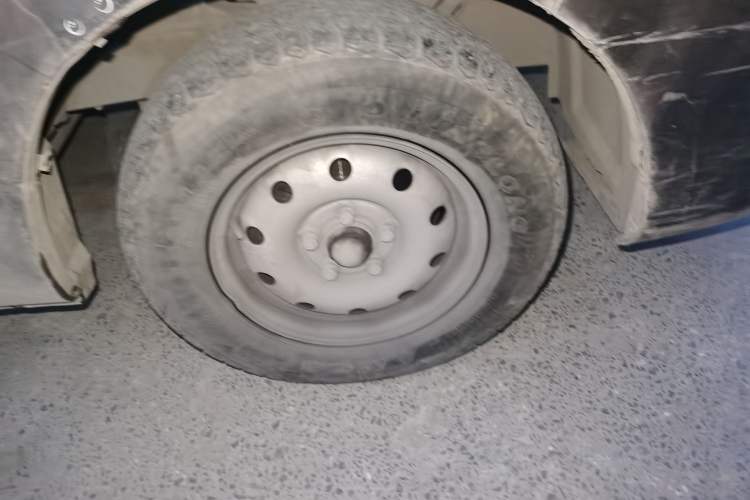 Used CHANGAN KAICHENG Ruixing M70 2017 1.5L Comfort Edition 6-Seater Liftback Door DAM15DL