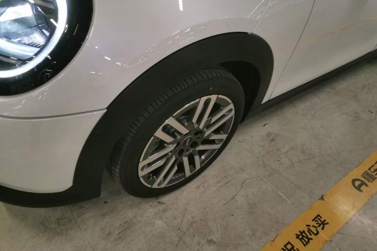 Used MINI MINI 2025 1.5T COOPER Classic Edition Five-Door Version