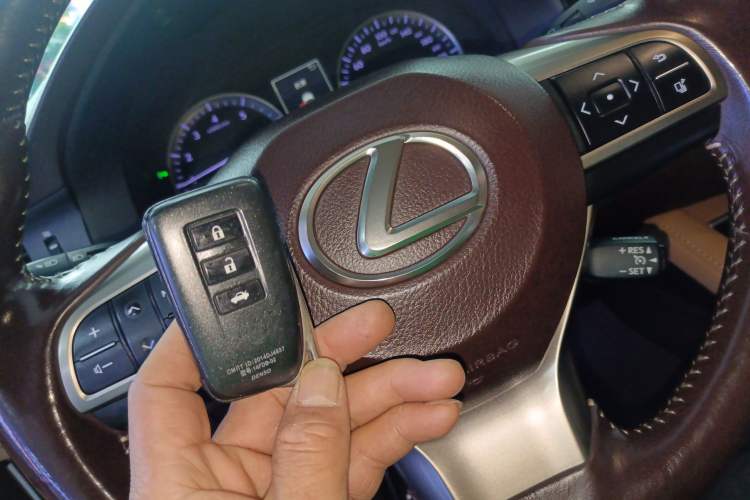 Used Lexus ES 2016 200 Midnight Special Limited Edition Vehicle Key