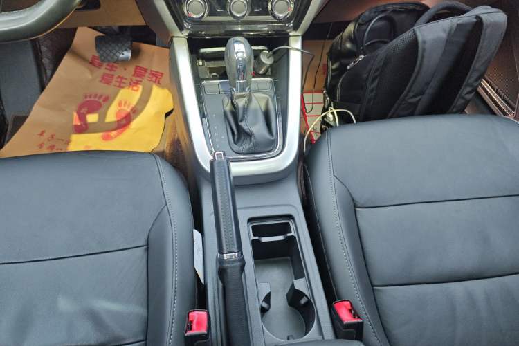 Used Volkswagen Sagitar 2015 1.6L Automatic Comfort Model