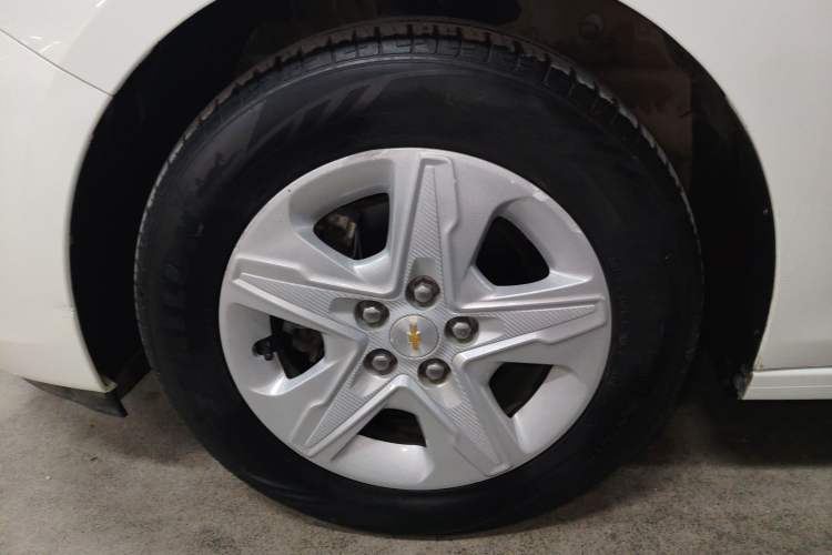 Used Chevrolet Cavalier 2019 320 Automatic Enjoyment with Sunroof