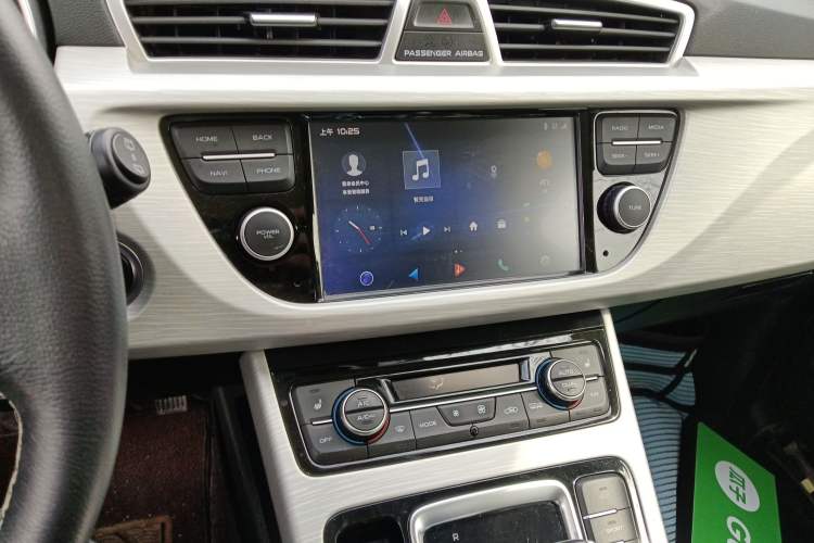 Used Geely Auto Emgrand X7 Sport 2020 1.8TD DCT Two-Wheel Drive Smart Connect 4G-Enabled Version