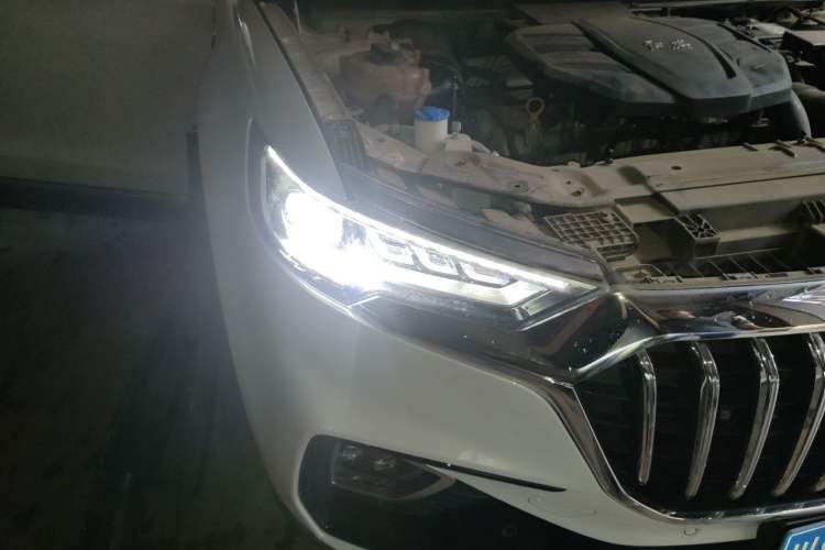 Used Hongqi HS5 2019 2.0T Smart Connect Flagship All-Wheel-Drive Version
