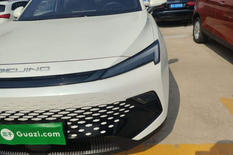 Used BAIC Rubik 2023 1.5T DCT Golden Edition Left Front Headlight