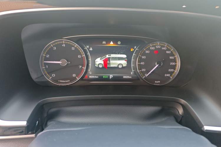 Used GAC Trumpchi M8 2023 Lingxiu Series 390T Luxury Edition
