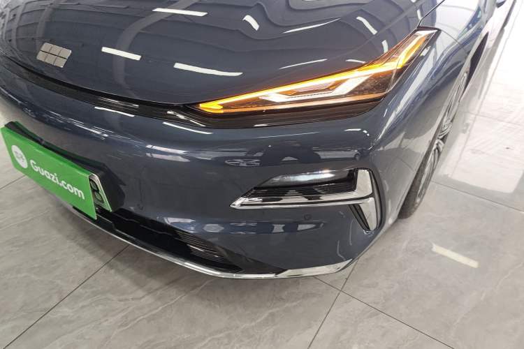 Used Geely Galaxy 8 2025 130km EM-P Starship Edition