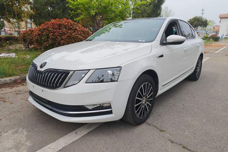 Used Skoda Octavia 2018 TSI230 DSG Luxury Edition