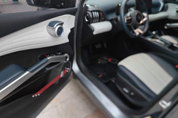 Used BYD Yuan PLUS 2022 430 km Luxury Version
