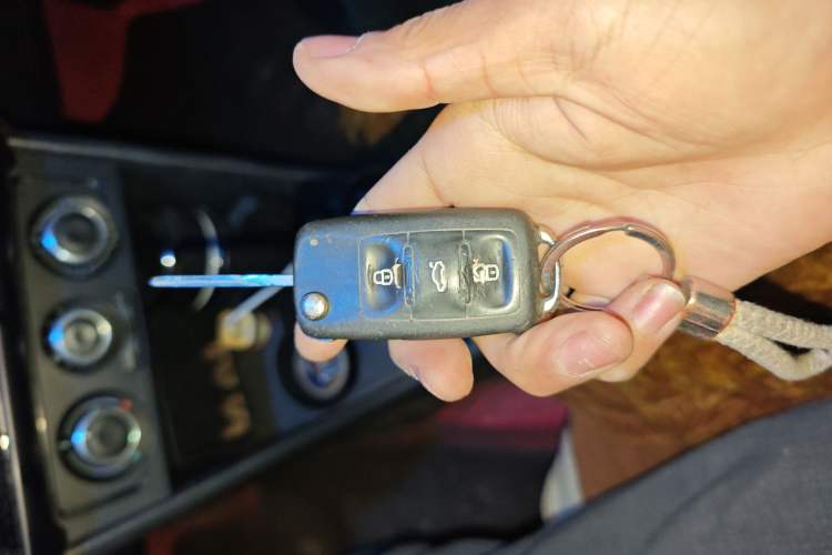 Used Volkswagen Polo 2014 1.4L Manual Fashion Edition Vehicle Key