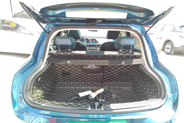 Used ORA Good Cat 2021 400km Standard Range Athena Edition Lithium Iron Phosphate Trunk