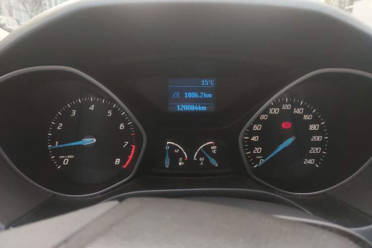 Used Ford Focus 2012 Sedan 1.6L Manual Comfort Model