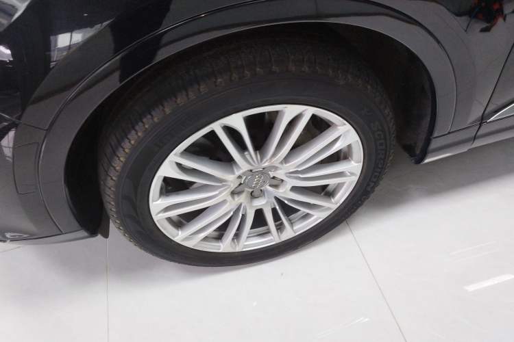 Used Audi Q7 2016 3.0 TFSI 7 seats parallel import
