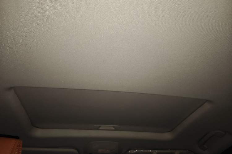 Used SAIC MAXUS D90 2017 2.0T Automatic All-Wheel Drive Sirius