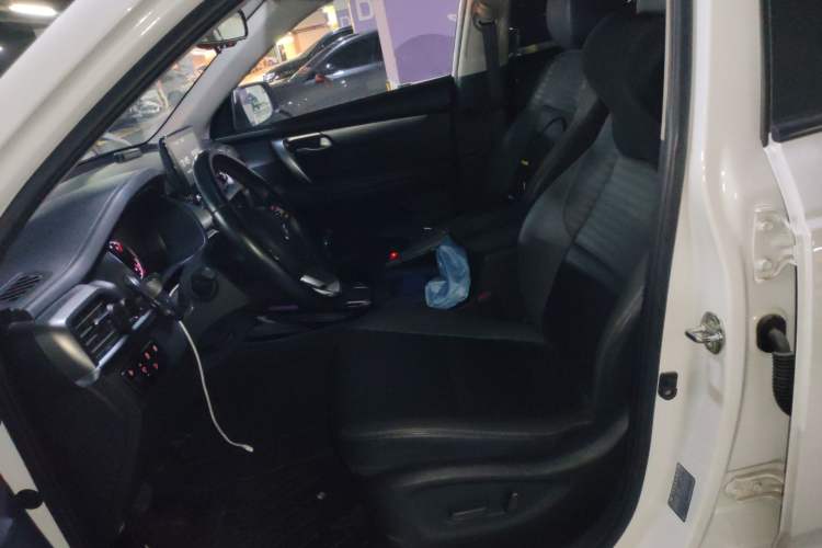 Used Kia Sportage R 2018 2.0L Automatic Smart Luxury Version China V Standard Left Front Seat