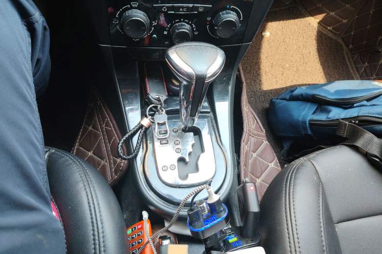 Used Citroen C-Quatre 2013 Sedan 2.0L Automatic Joyful Model Gear Lever