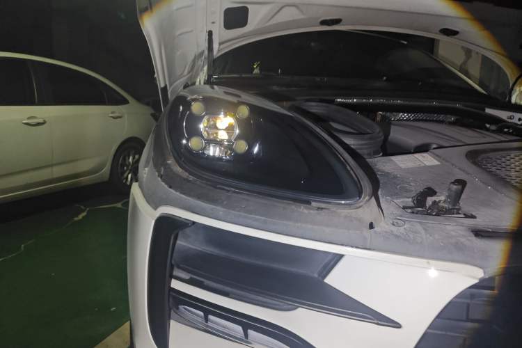 Used Porsche Macan 2021 Macan 2.0T
