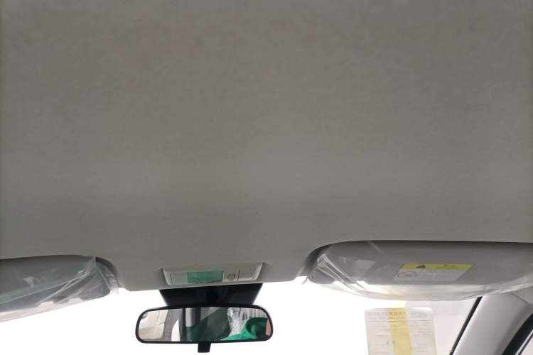 Used CHANGAN NEVO Lumin 2025 205 km Xiangqin Version