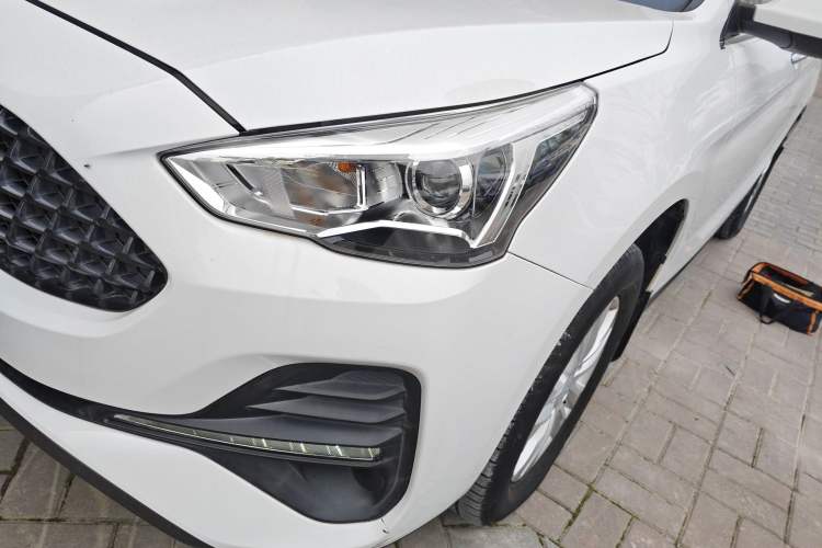 Used Haval M6 2019 1.5T Manual Two-Wheel Drive Urban Version China VI Standard
