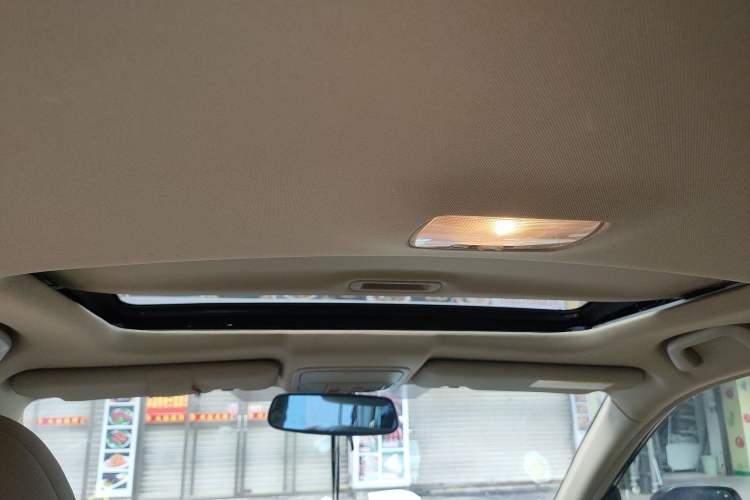 Used Honda CR-V 2010 2.4L Automatic Four-Wheel Drive Prestige Navigation Edition