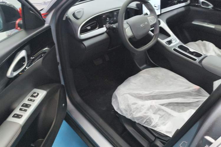 Used Geely Galaxy Geome 2026 Model 310km Youth Edition
