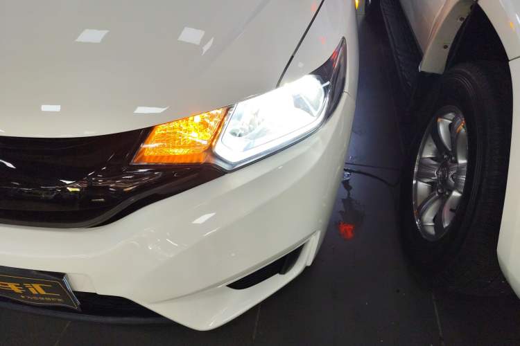 Used Honda Fit 2016 1.5L LX CVT Comfort Model
