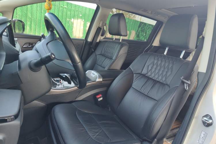 Used Honda Elysion 2022 2.0L eHEV Luxury First Edition Left Front Seat