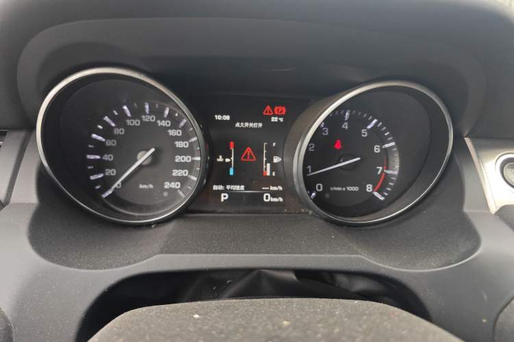 Used Land Rover Range Evoque 2013 2.0T 5-Door Yaozhen Edition Instrument Cluster