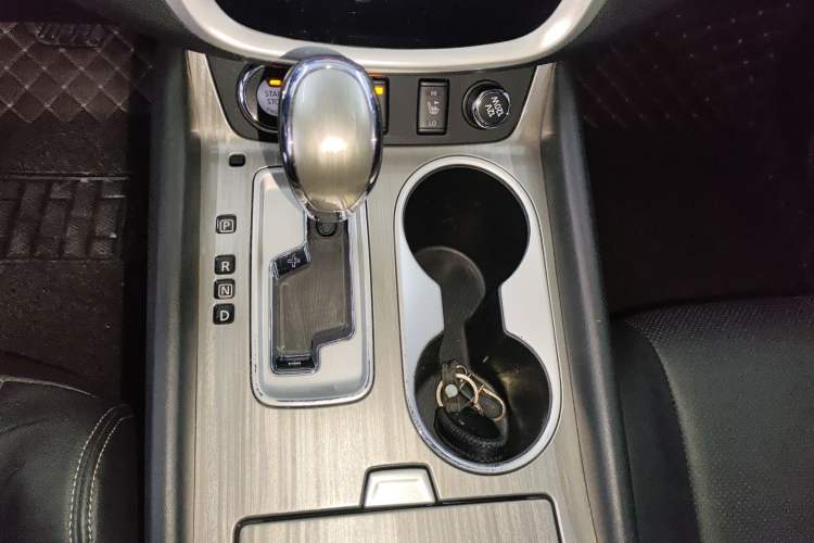 Used Nissan Murano 2015 2.5L XL Two-Wheel Drive Smart Edition
