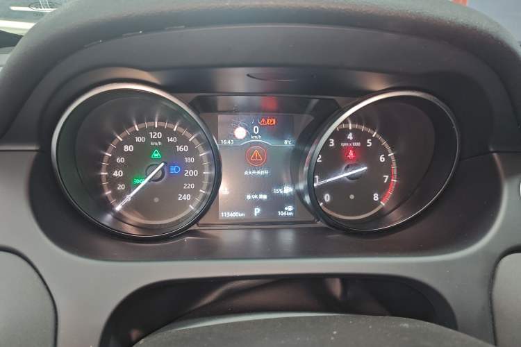 Used Land Rover Discovery Sport 2019 240 PS HSE Version China VI Standard